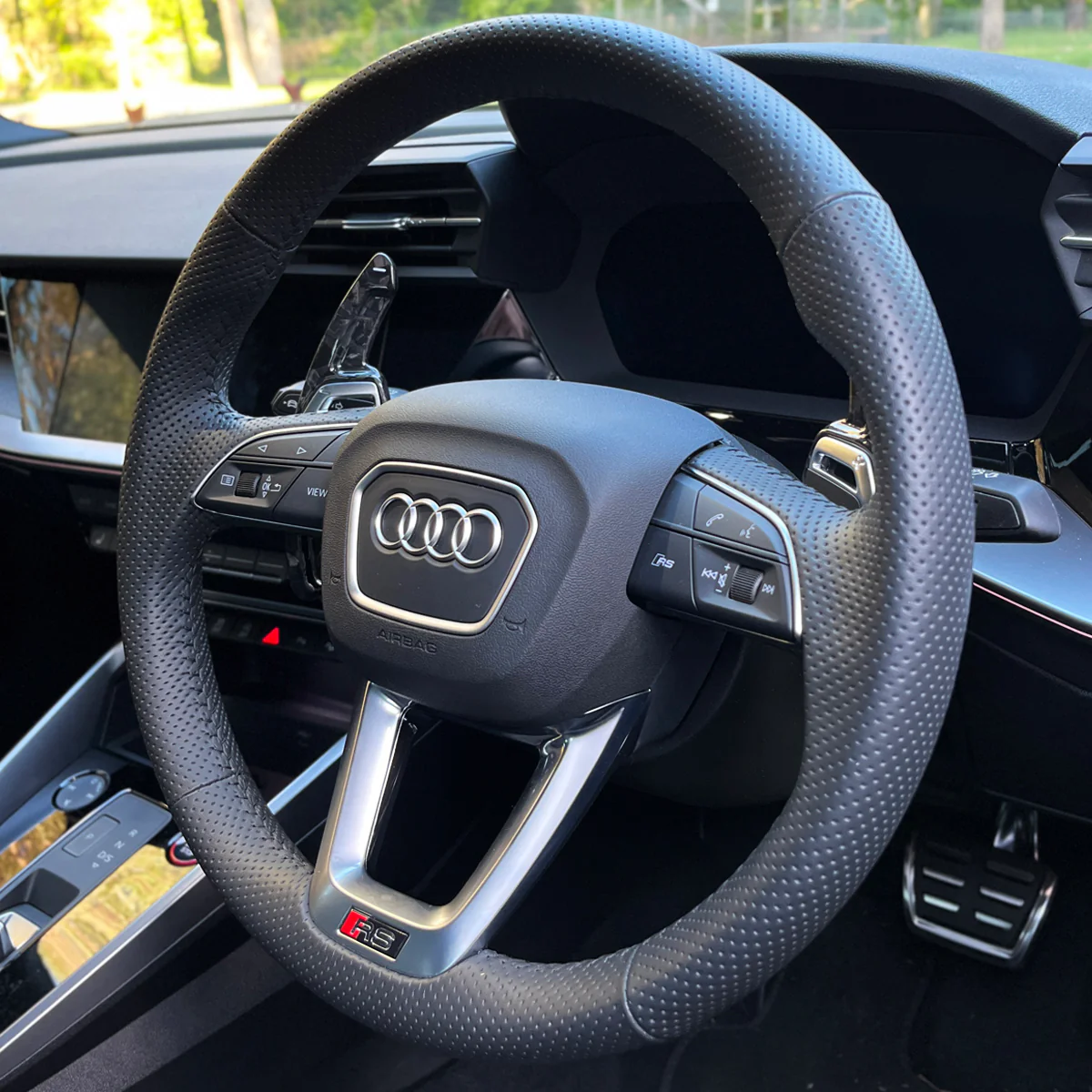 Audi RS Carbon Fiber Paddle Shifters (V7) - Image 9