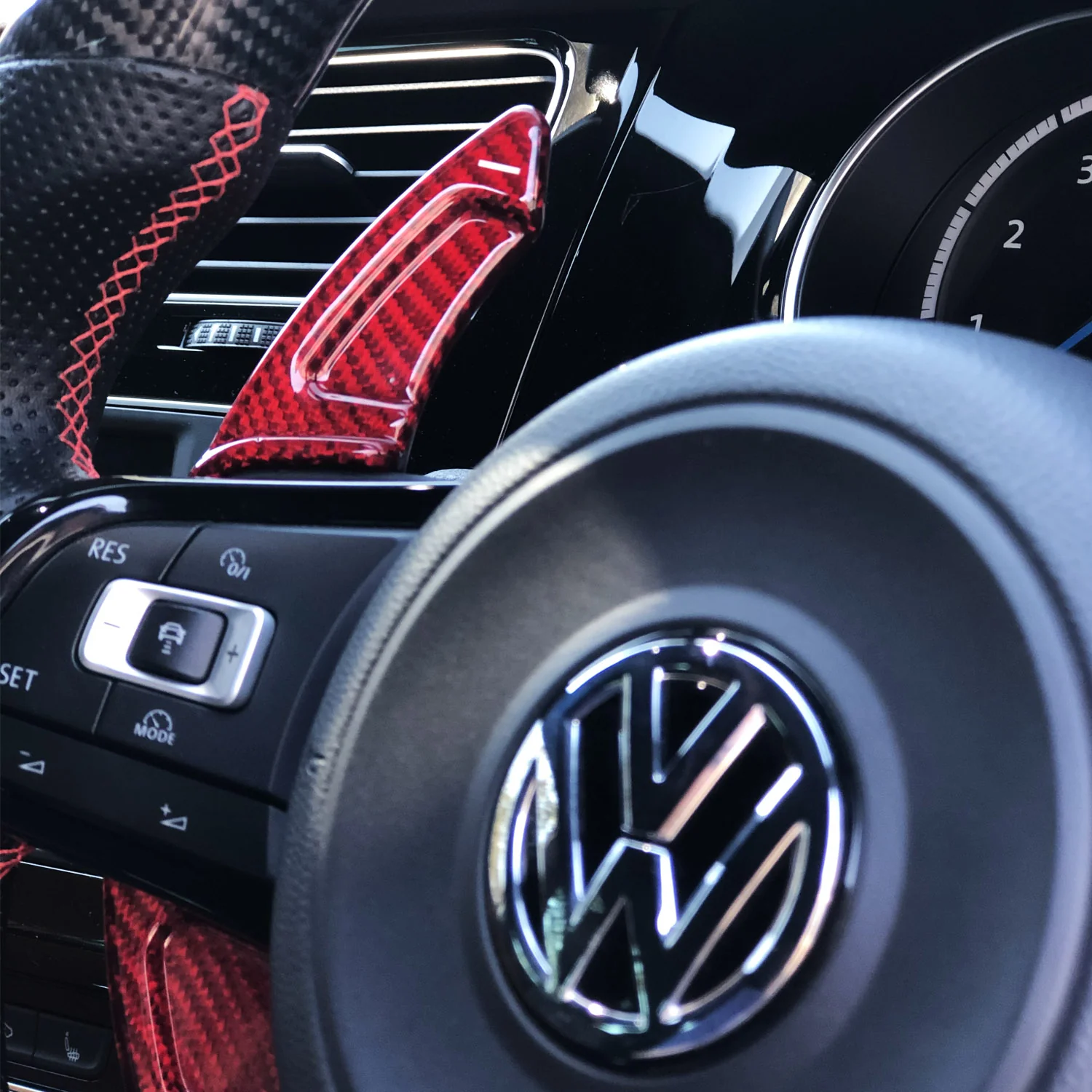 VW Carbon Fiber Paddle Shifters (SE7EN) - Image 5