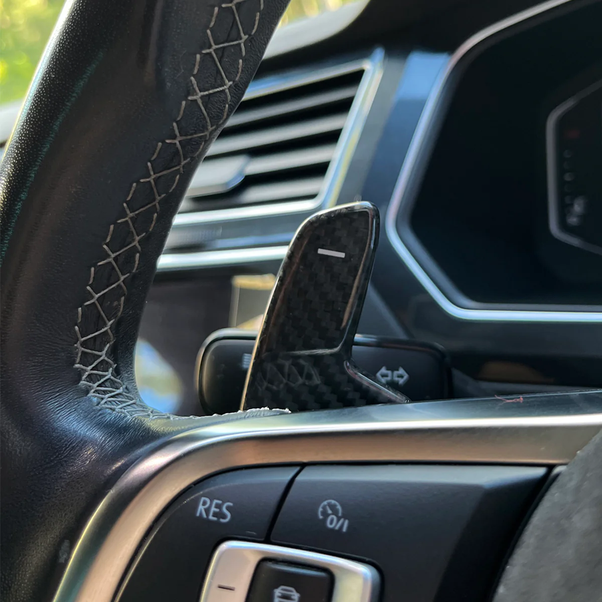 VW MK7 Carbon Fiber Replacement Paddle Shifters (SE7EN) - Image 5