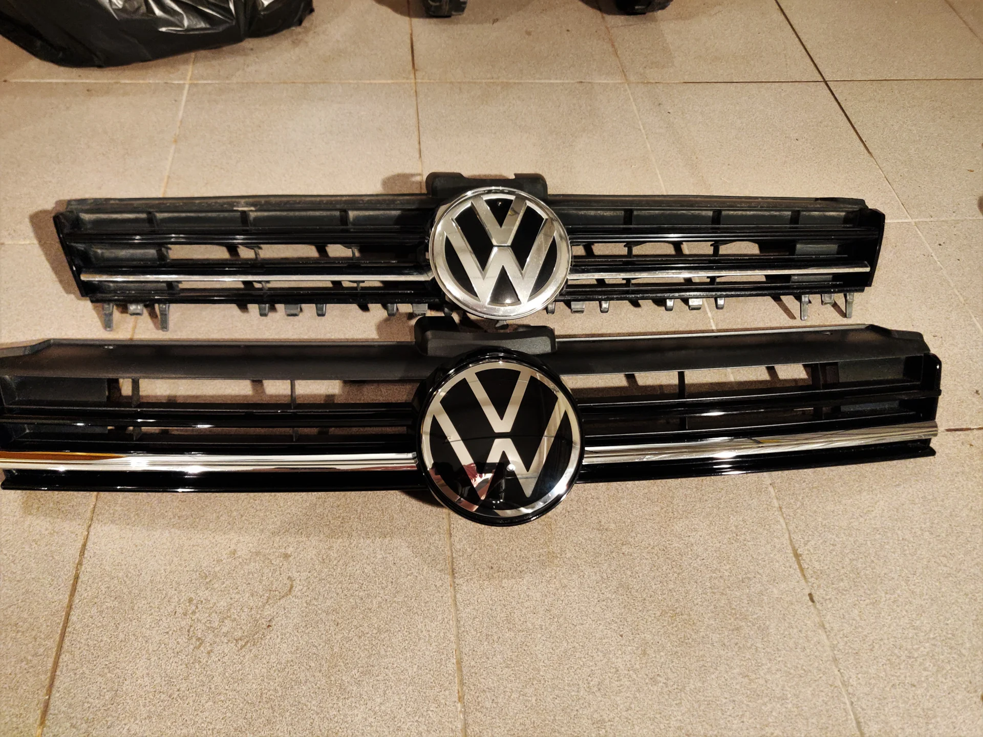 Modern Style VW Badge Golf MK7.5 & Jetta 2GM853601EDPJ / 3G0853601AJZA - Image 3